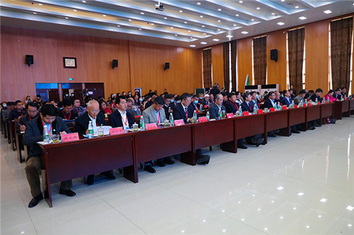 全国农科研究生志愿服务联盟成立大会暨产学融合助力绿色发展和乡村振兴论坛在拼搏官方网站_拼搏(中国)股份有限公司,举办